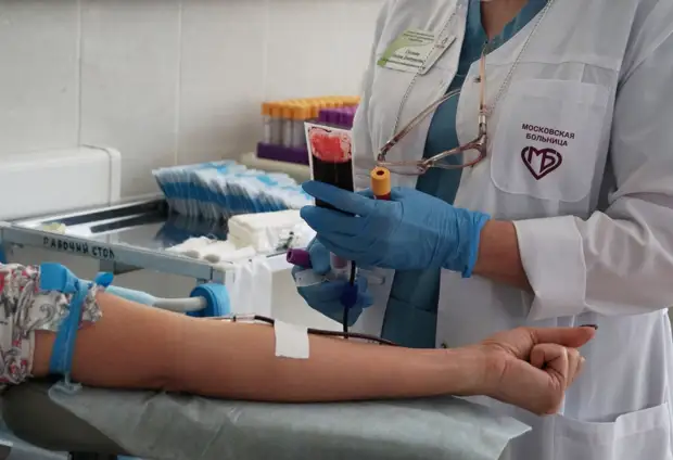 Пожарный из Иркутска спас больного раком ребенка в Петербурге