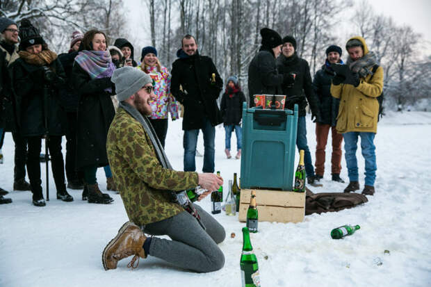 В Санкт-Петербурге прошёл первый чемпионат по стрельбе пробками от шампанского