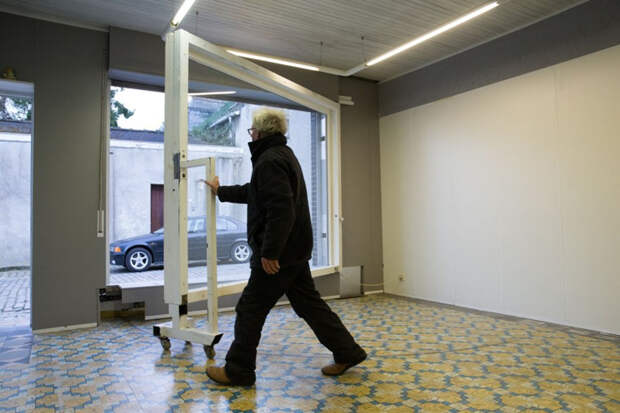 secret-garage-door-city-council-permit-eric-vekeman-13