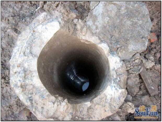 Упавшие дома в Китае (15 фото)