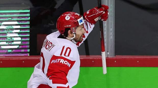 «Металлург» выиграл у «Авангарда» в битве лидеров Востока КХЛ, Толчинский отдал два голевых паса