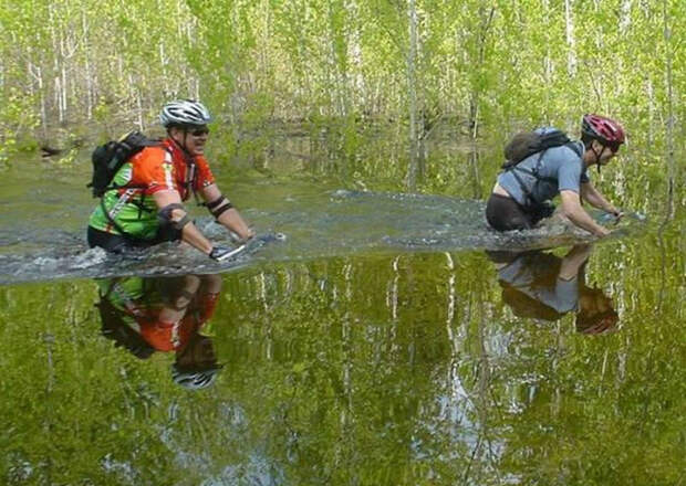 Суровые велосипедисты.