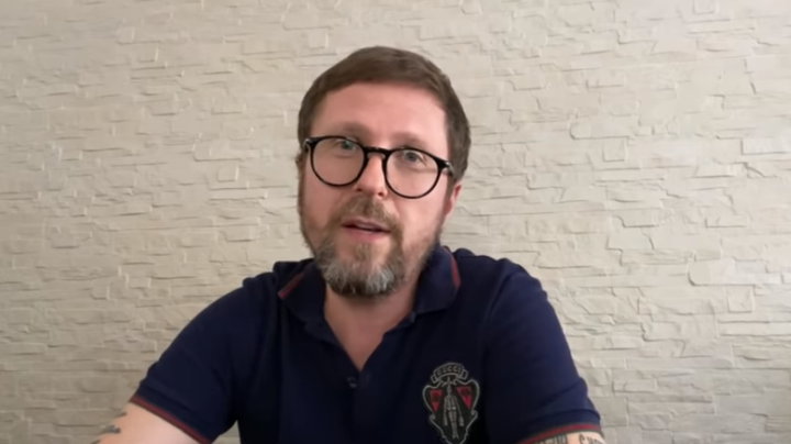 Шарий раскрыл схему, с помощью которой Киев хочет нажиться на вакцине РФ