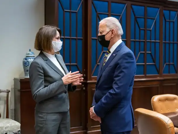 Новое оскорбление: Байден назвал Путина "мясником"