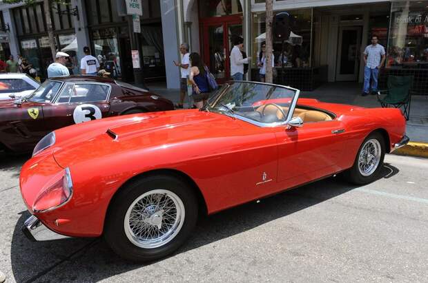 Слет обладателей автомобилей Ferrari в Колорадо (61 фото) Слет обладателей автомобилей Ferrari в Колорадо (61 фото)
