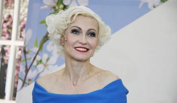"Развела пошлятину": 55-летняя Дапкунайте шокировала странной выходкой