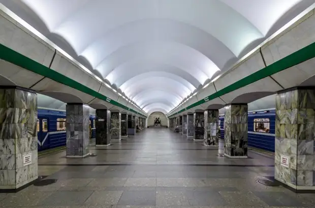 Приморская метро, питер, подземка