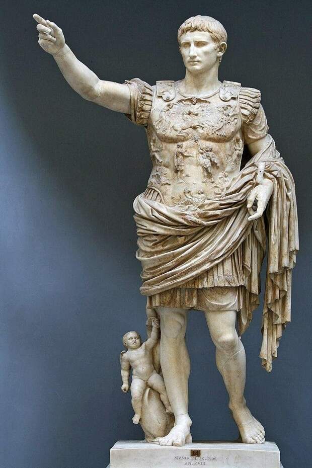 Октавиан Август, статуя из Прима-Порта. Копия с бронзового оригинала 20 г. до н.э.