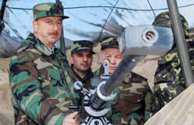 ИЛЬХАМ-АЛИЕВ_армия-460x298.jpg
