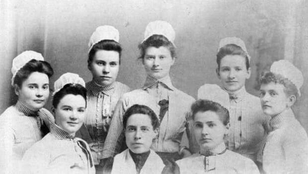 это должны были делать все медсестры в 1887 