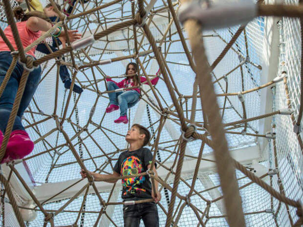four-different-levels-make-up-the-play-tower-where-children-can-climb-to-the-highest-point-of-the-net-at-45-feet