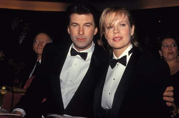 Одна из самых красивых пар Голливуда 1990-х гг. | Фото: cosmo.ru