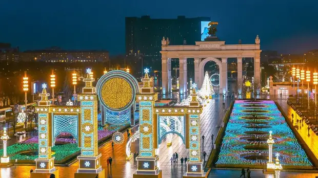 В Москве рассказали о праздничном оформлении территории ВДНХ