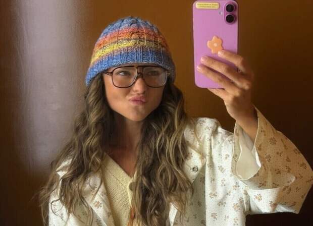 Стеша Маликова очаровала фанатов «карамельным» образом