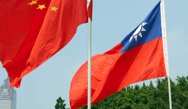 В Китае заявили, что США толкают Тайвань в опасную ситуацию