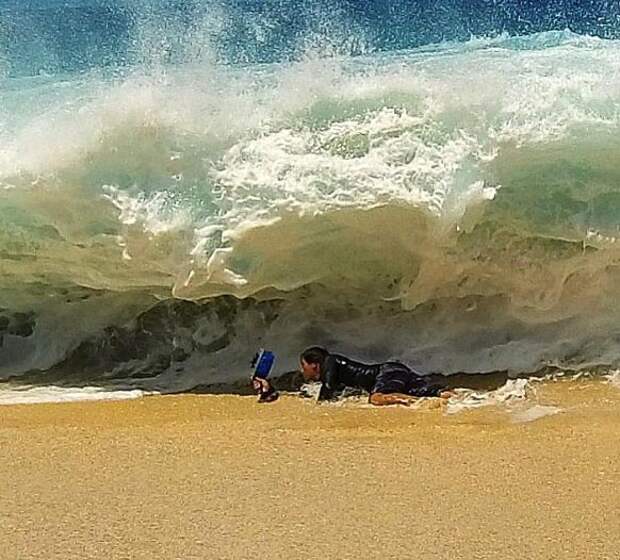 26 сногсшибательных снимков парня помешанного на волнах