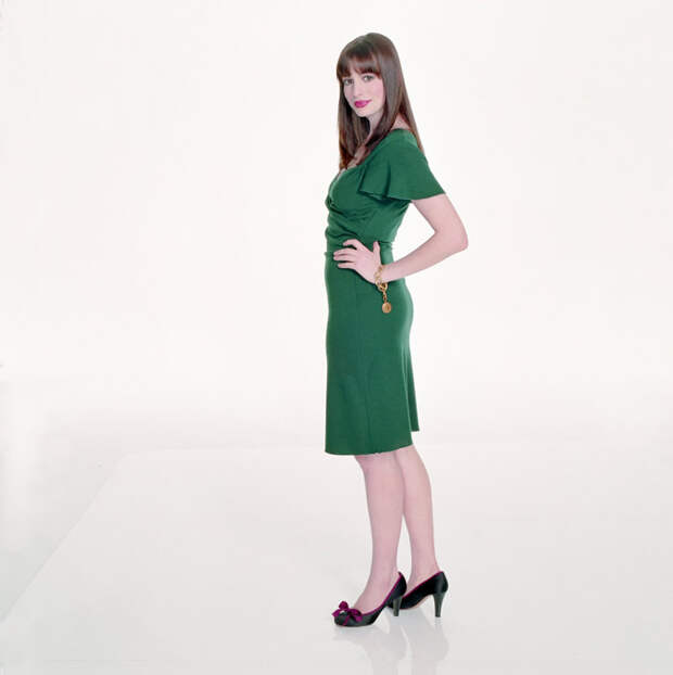 Энн Хэтэуэй (Anne Hathaway) в фотосессии для фильма Devil Wears Prada (2006), фото 4