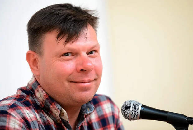 Сынок из «33 квадратных метров» променял кино на санкции: что случилось с Бочаровым