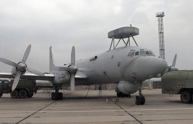 Ил-38