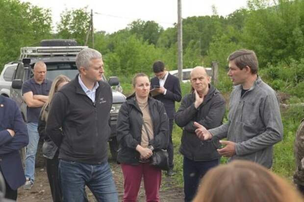 Губернатор Камчатского края провел встречу с владельцами земельных участков в Елизово