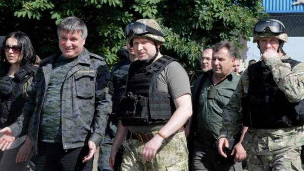 Записки сумасшедшего. Аваков раздает пулеметы и "возвращает" Крым Записки сумасшедшего. Аваков раздает пулеметы и "возвращает" Крым