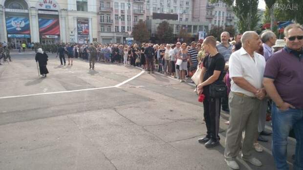 Не зря его звали «Батей»: эксперт рассказал, как Донбасс отомстит за гибель Захарченко На похоронах Захарченко
