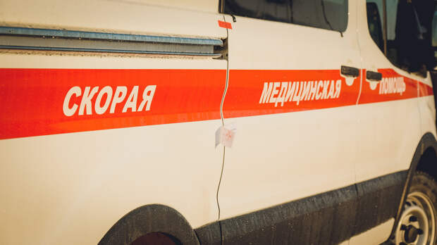 В Петербурге трехлетнему мальчику зажало ногу на эскалаторе метро