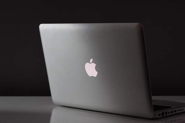 Илон Маск раскритиковал корпорацию Apple