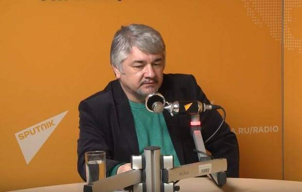 Ростислав Ищенко: В случае чего, Россия больше не станет выручать Лукашенко Ростислав Ищенко: В случае чего, Россия больше не станет выручать Лукашенко