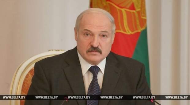 Лукашенко приказал посадить десяток человек за повышение тарифов ЖКХ