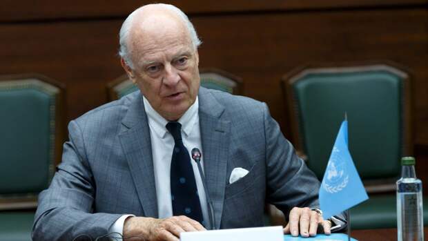 Де Мистура обсудил межсирийское урегулирование с посланниками из РФ, Ирана и Турции