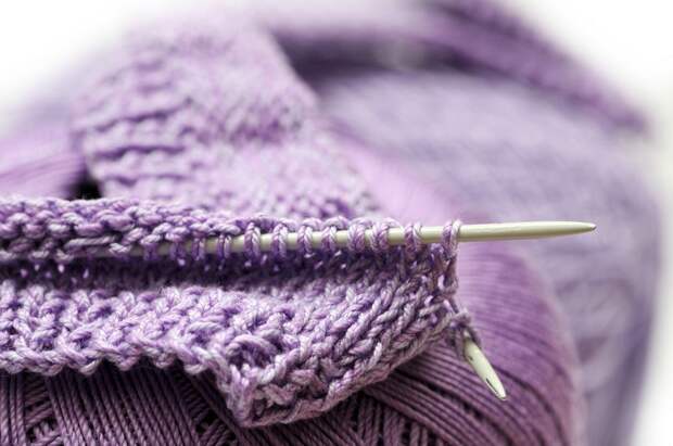 как сочетать цвета вязание