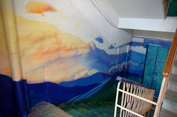 apartment-building-wall-art-paintings-murals-paintings-boris-chernichenko-3