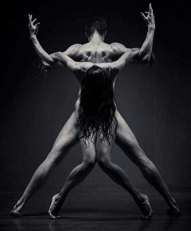 https://static.boredpanda.com/blog/wp-content/uploads/2016/10/dance-photography-vadim-stein-14-580495c10adb1__880.jpg
