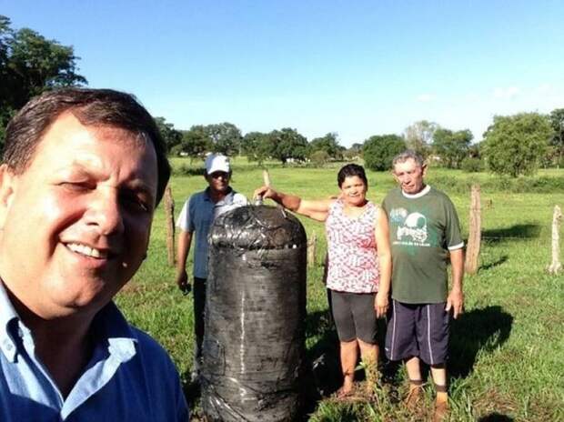 Бразильский фермер обнаружил неизвестную штуковину на участке космос, метеорит, находка, неведомое