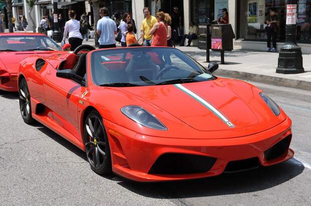 Слет обладателей автомобилей Ferrari в Колорадо (61 фото) Слет обладателей автомобилей Ferrari в Колорадо (61 фото)