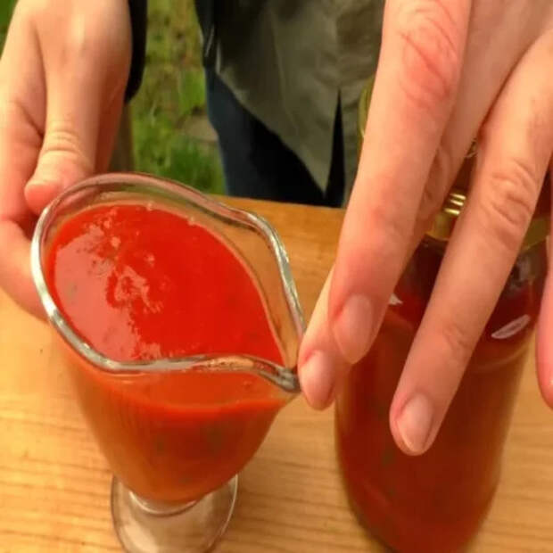 Вкуснее кетчупа и подходит ко всему! Домашний соус из томатной пасты за 5 минут: просто пальчики оближешь