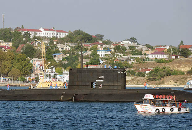 Подводная лодка «Новороссийск» проекта 636 «Варшавянка»