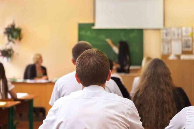 В российских школах будут учить «служению»