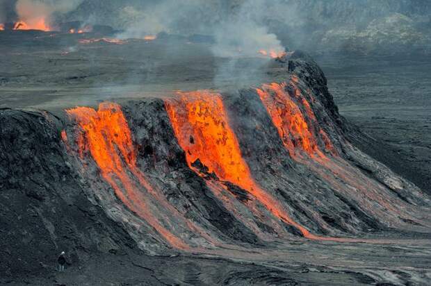 Кратер вулкана Nyiragongo (28 фото)