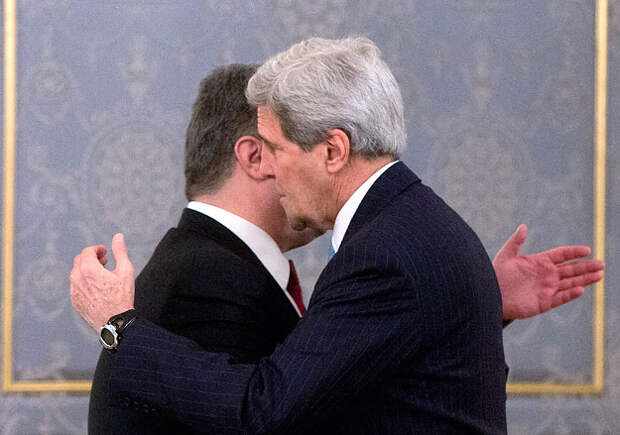 Президент Украины Петр Порошенко и госсекретарь США Джон Керри
