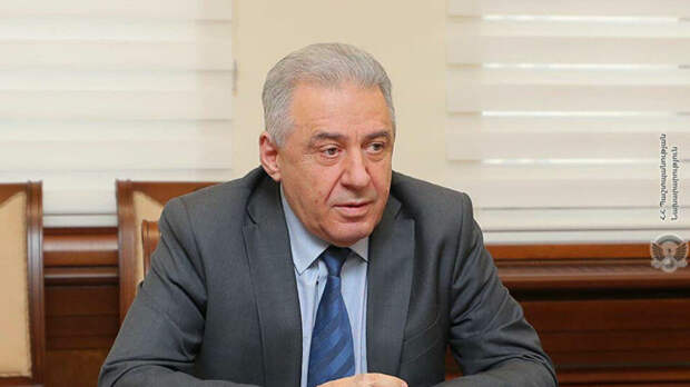 И.о. министра обороны Армении Арутюнян подал в отставку 