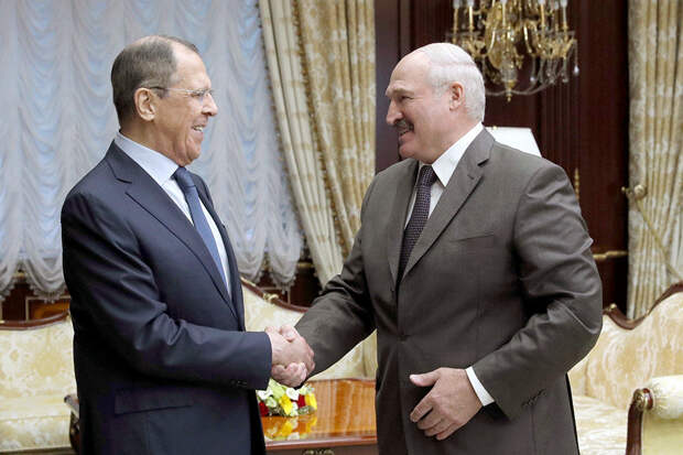Лукашенко и Лавров подчеркнули братский характер отношений двух стран