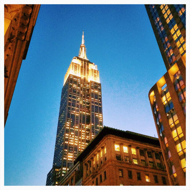 empire state building at night
