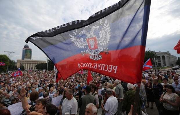 ДНР и ЛНР заявили о желании войти в состав России ДНР и ЛНР заявили о желании войти в состав России