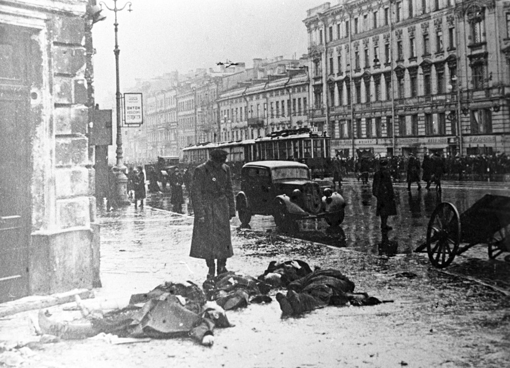 Голоса блокады: жизнь в Ленинграде глазами осажденных жителей