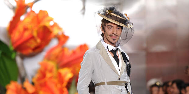 Джон Гальяно в Zara — это будущее моды, и вот почему