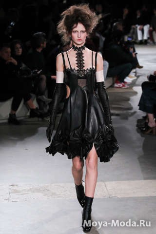 Модные коктейльные платья осень-зима 2015-2016 Alexander McQueen 