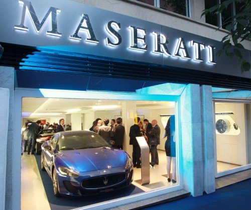 Шоурум дилера Maserati