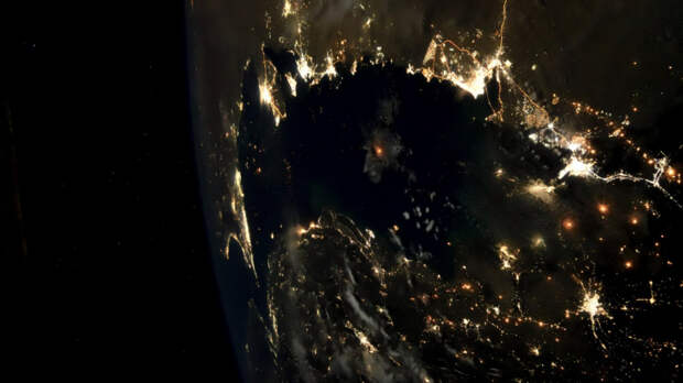 Солнечный ветер достиг Земли: возможны слабые магнитные бури и северные сияния